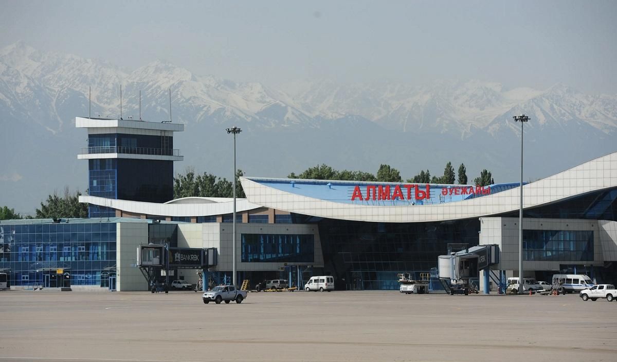 Казахстан відправив в Україну першу партію гуманітарної допомоги - 24 Канал Казахстан відправив в Україну першу партію гуманітарної допомоги - 24 Канал