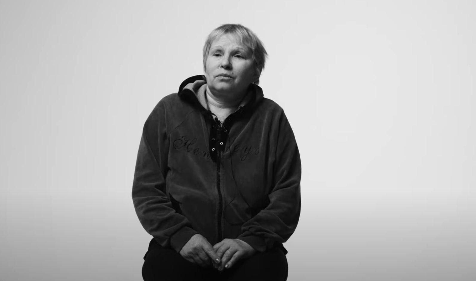 "Не знаю, за что он так на нас пошел": проникновенное видео с историями пострадавших в войне "Не знаю, за что он так на нас пошел": проникновенное видео с историями пострадавших в войне