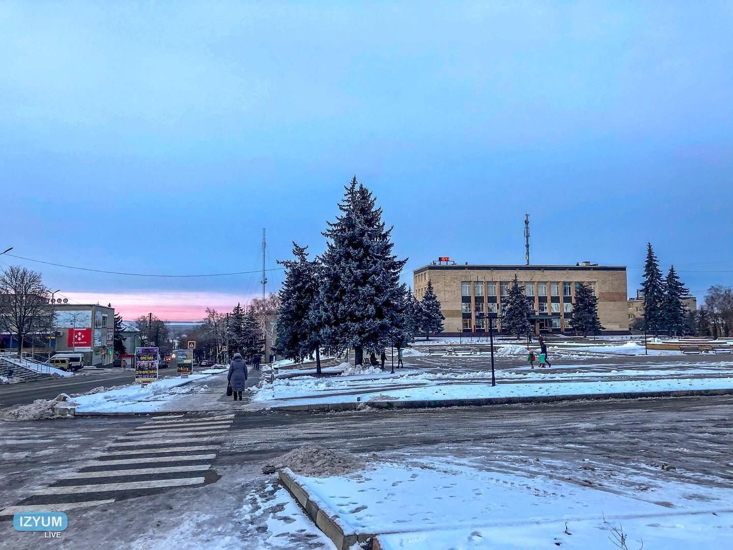 Из изюма нет возможности вывезти людей и организовать подвоз помощи, – заместитель мэра Из изюма нет возможности вывезти людей и организовать подвоз помощи, – заместитель мэра