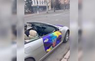 Ким сделал особый подарок полиции: оригинальная машина для патрулирования