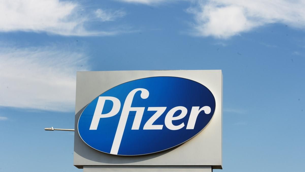 Фармацевтична компанія Pfizer призупиняє інвестиції у Росію - 24 Канал