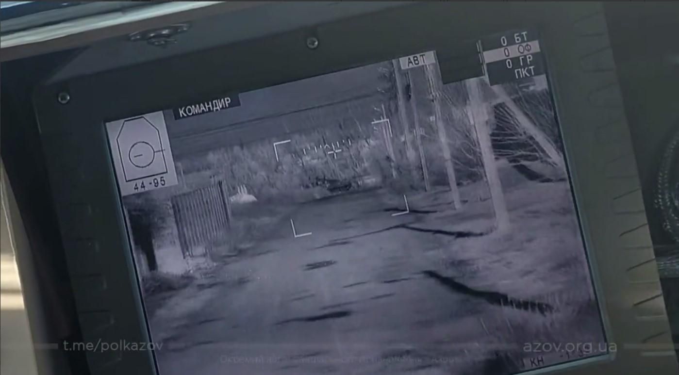 Полк "Азов" показал, как наши воины уничтожают российских оккупантов под Мариуполем Полк "Азов" показал, как наши воины уничтожают российских оккупантов под Мариуполем