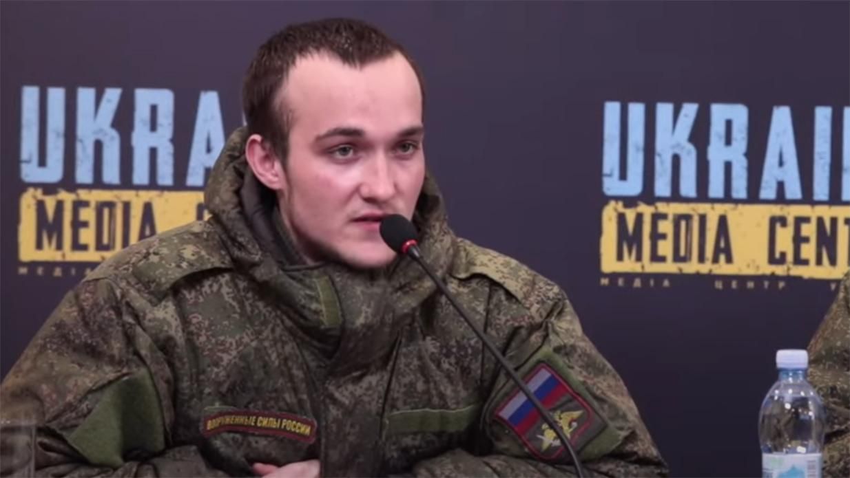 Российское командование "сбивало" деньги с солдат, чтобы не отправлять их насмерть в Украину Российское командование "сбивало" деньги с солдат, чтобы не отправлять их насмерть в Украину