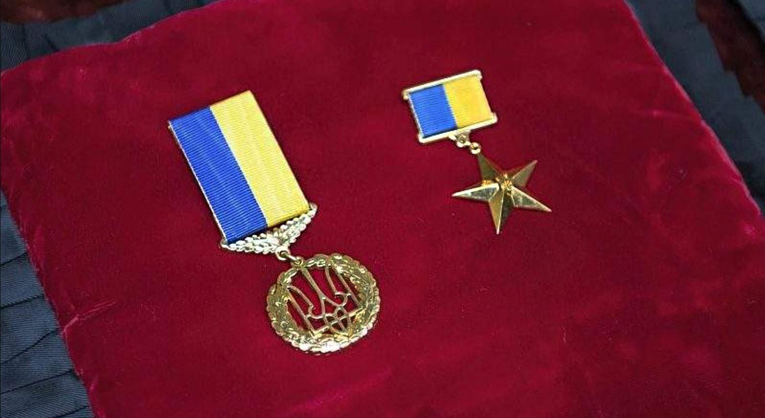 Зеленский наградил еще более 200 военных: часть из них – посмертно
