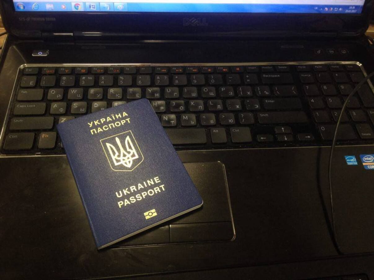 5000 доларів за один: у Росії зріз попит на фейкові українські паспорти - 24 Канал