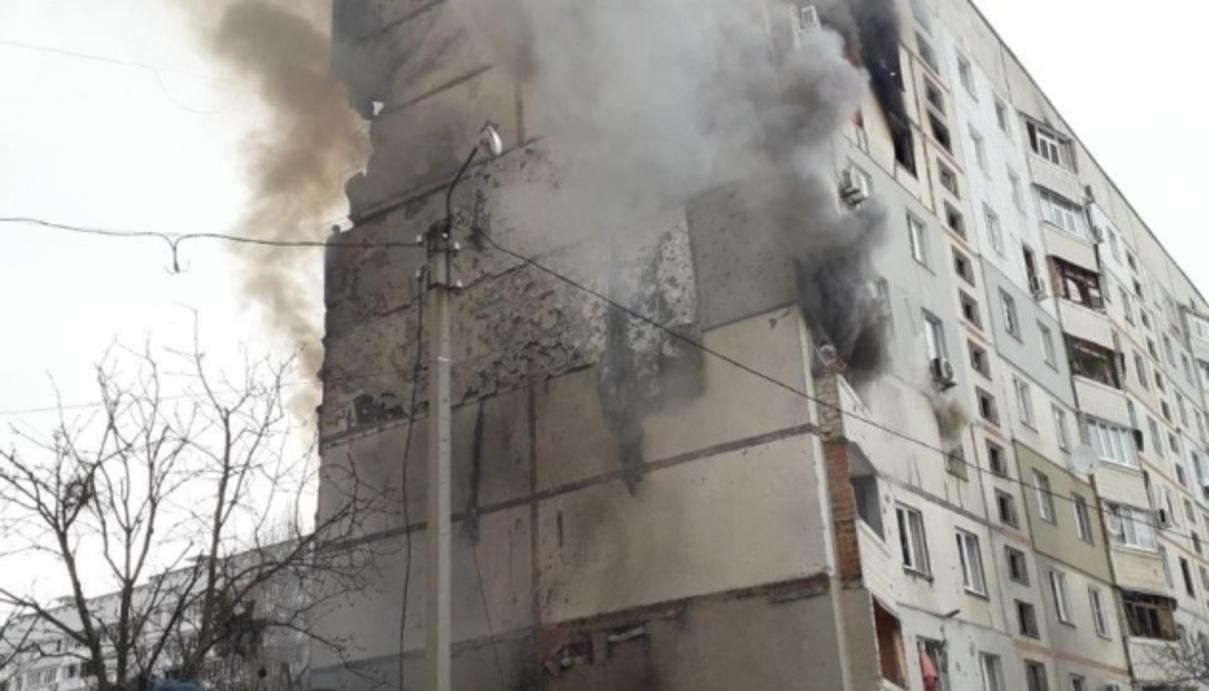 Выбиты окна и разрушены здания: видео последствий ночных обстрелов Харькова