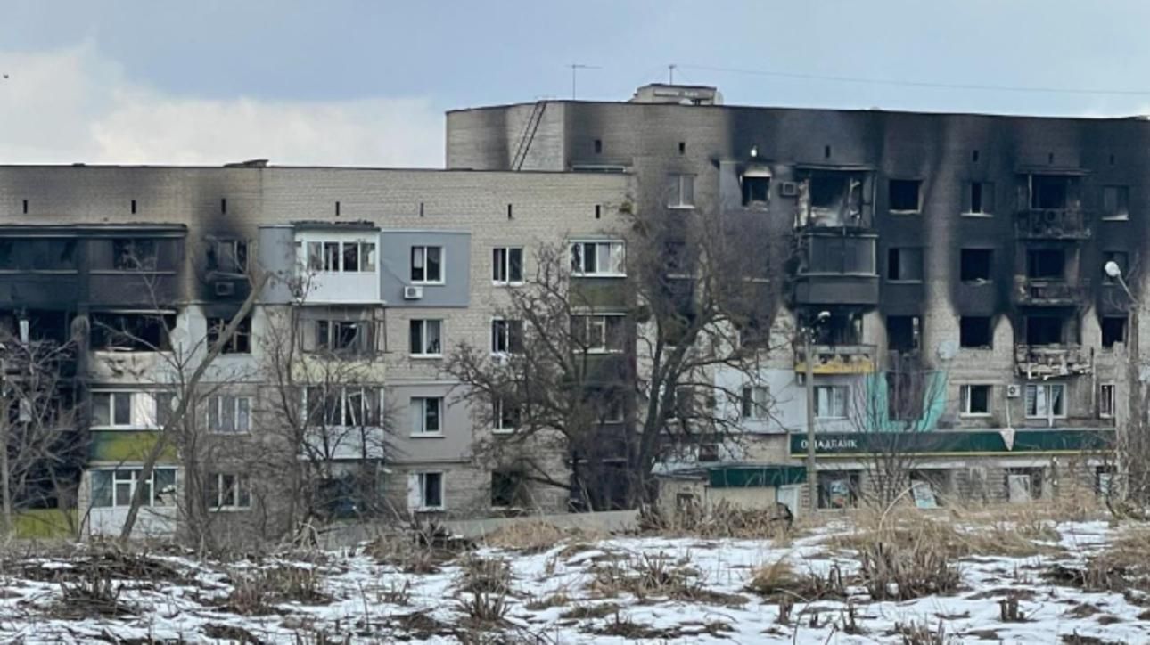 Умерших в Изюме уже некому хоронить, вывезти людей нет возможности: власть просит помощи - 24 Канал Умерших в Изюме уже некому хоронить, вывезти людей нет возможности: власть просит помощи - 24 Канал