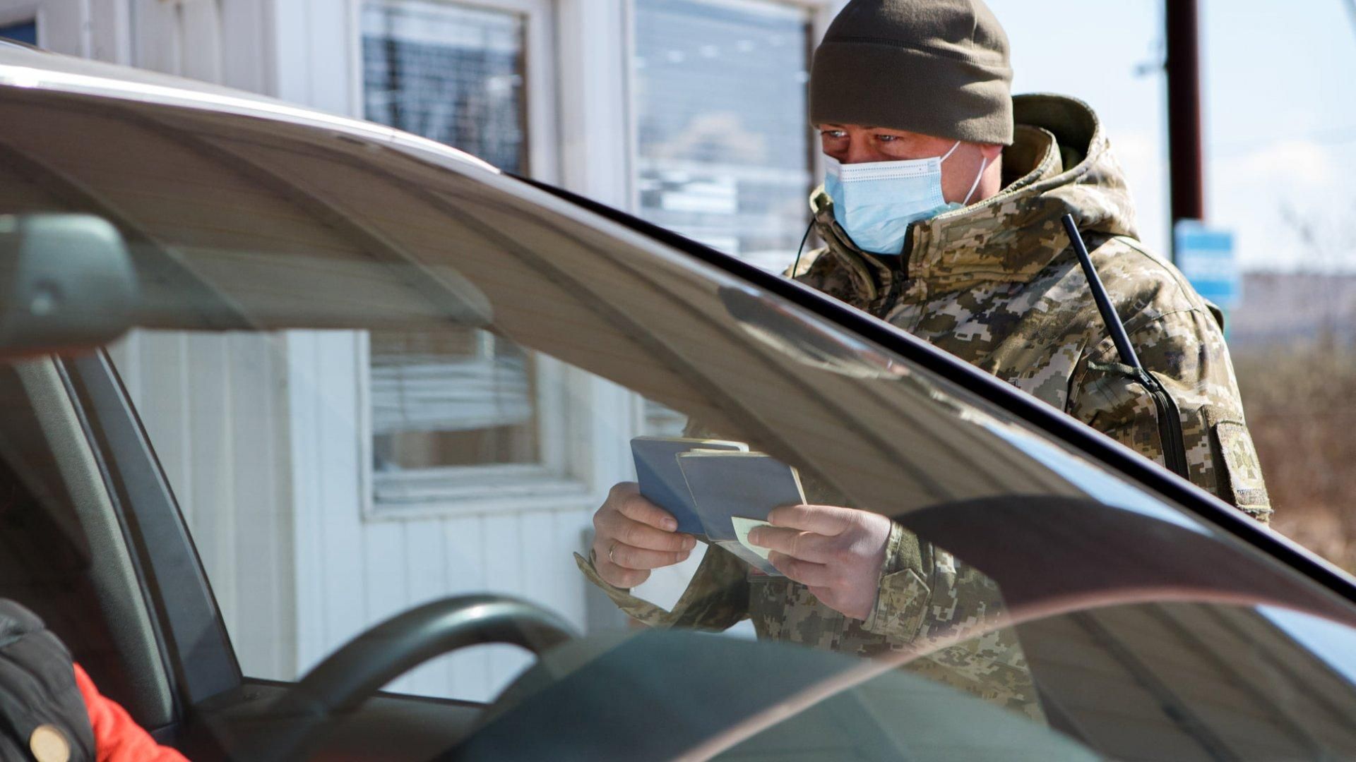 На західних кордонах України знову збільшився пасажиропотік - 24 Канал На західних кордонах України знову збільшився пасажиропотік - 24 Канал