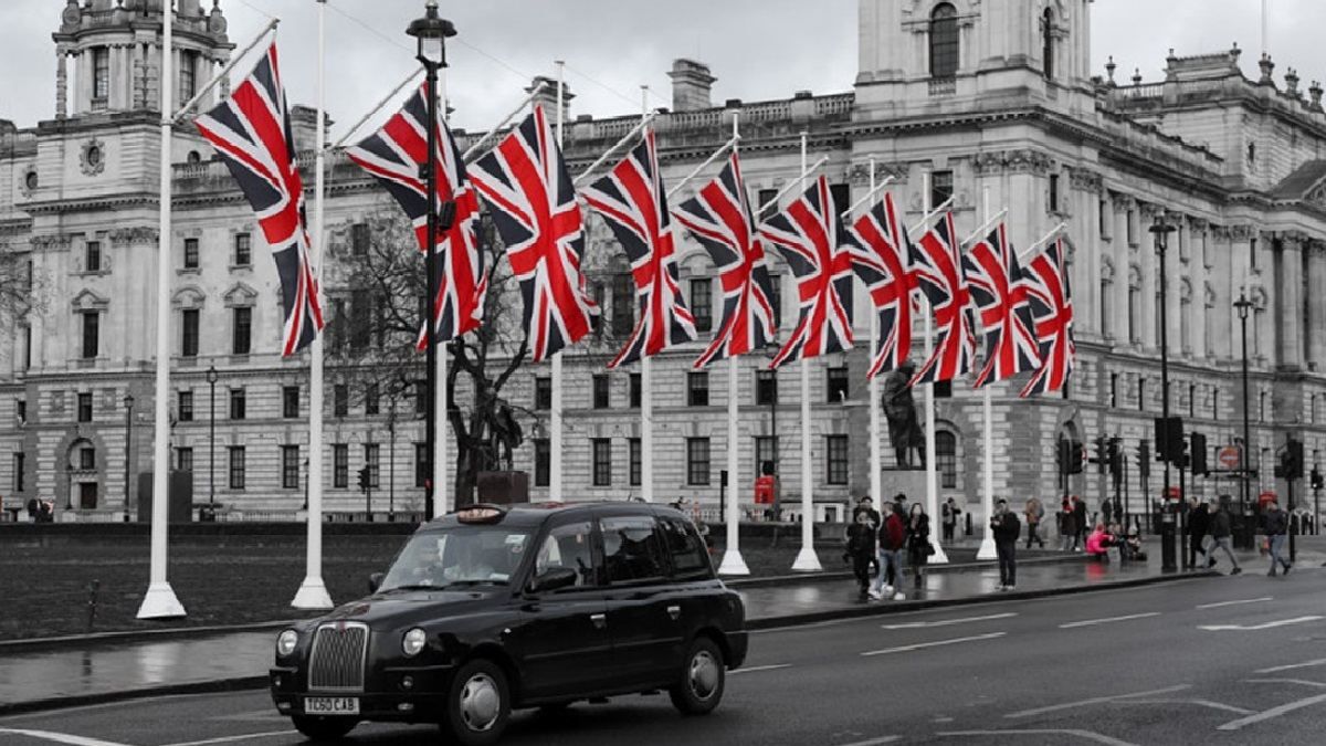 Британия принимает украинских переселенцев и закрывает для России порты – Кубраков. - 24 Канал Британия принимает украинских переселенцев и закрывает для России порты – Кубраков. - 24 Канал