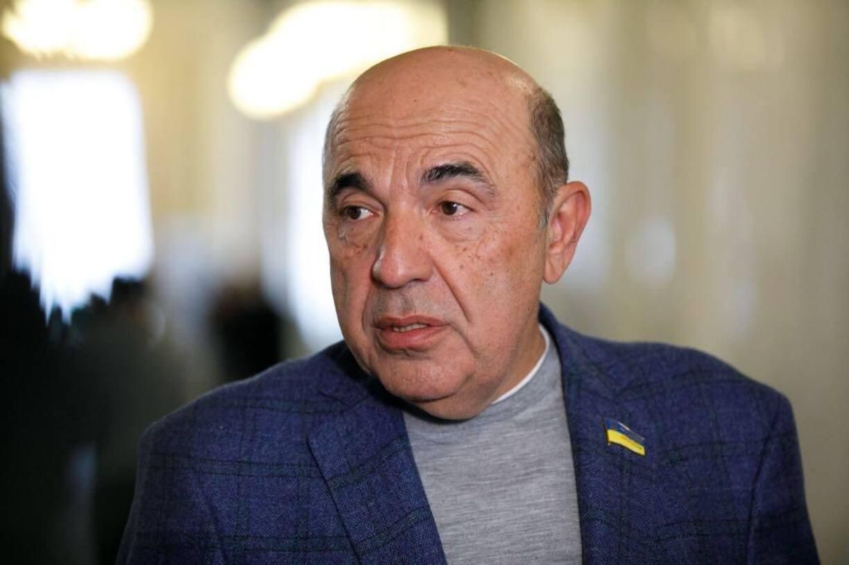 ДБР провело обшуки в нардепів ОПЗЖ і вилучило зброю - 24 Канал ДБР провело обшуки в нардепів ОПЗЖ і вилучило зброю - 24 Канал