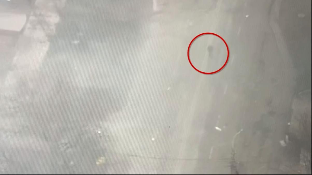 Привлекал к себе внимание, чтобы в него не стреляли: россияне в Мариуполе убили гражданского Привлекал к себе внимание, чтобы в него не стреляли: россияне в Мариуполе убили гражданского