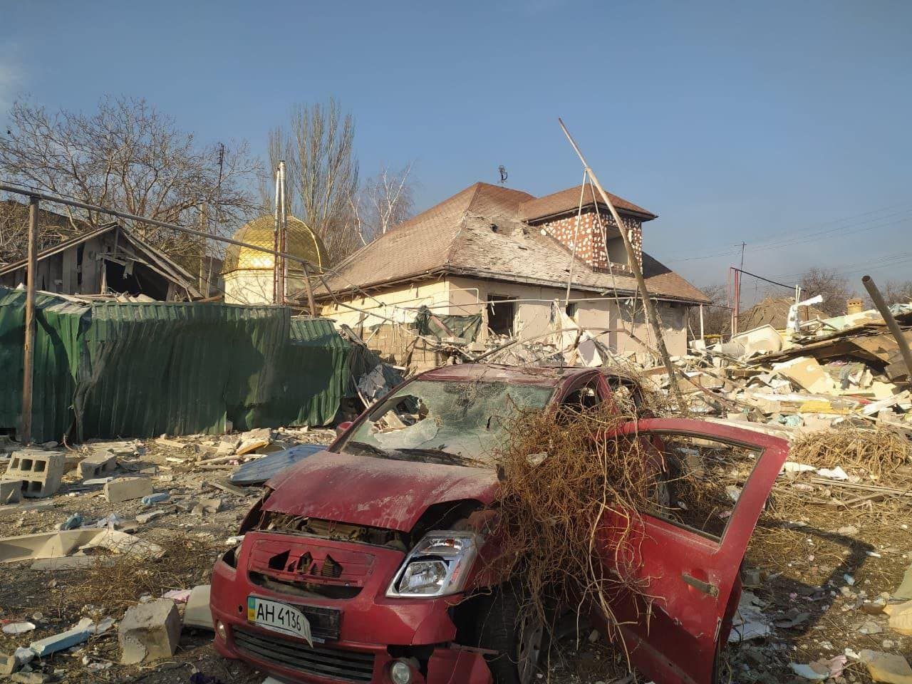 У Маріуполі окупанти повністю знищили Управління Донецької єпархії ПЦУ - 24 Канал