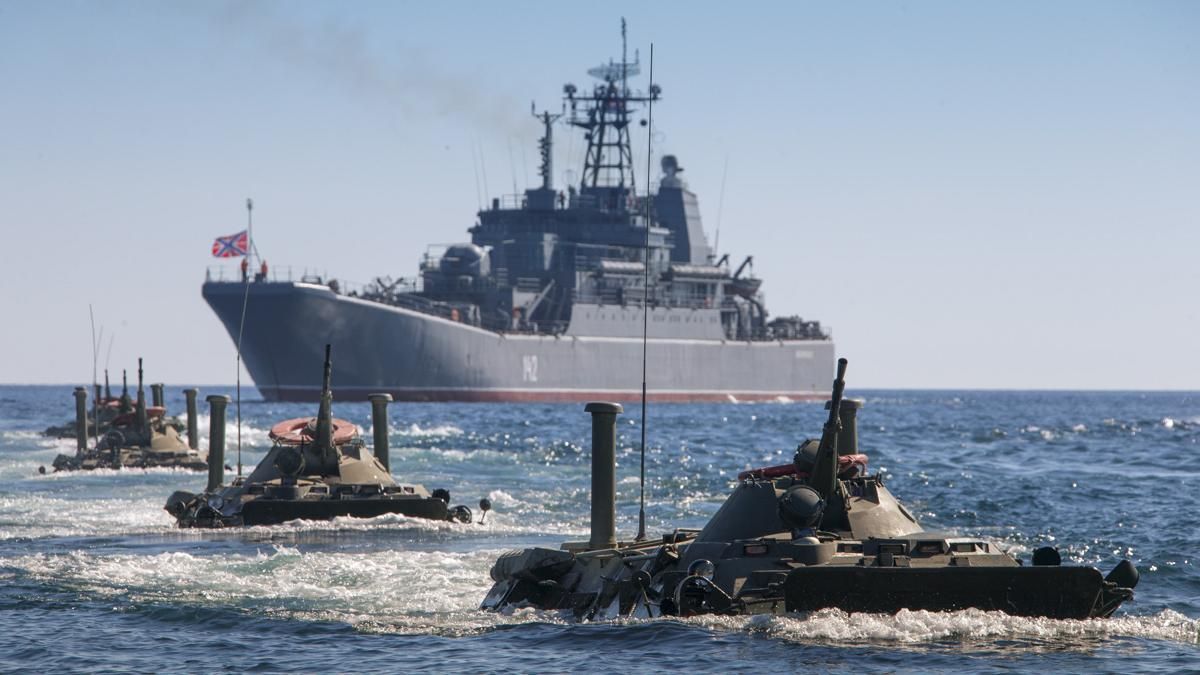 К Одессе идут десантные корабли России: какие судна приближаются к берегу