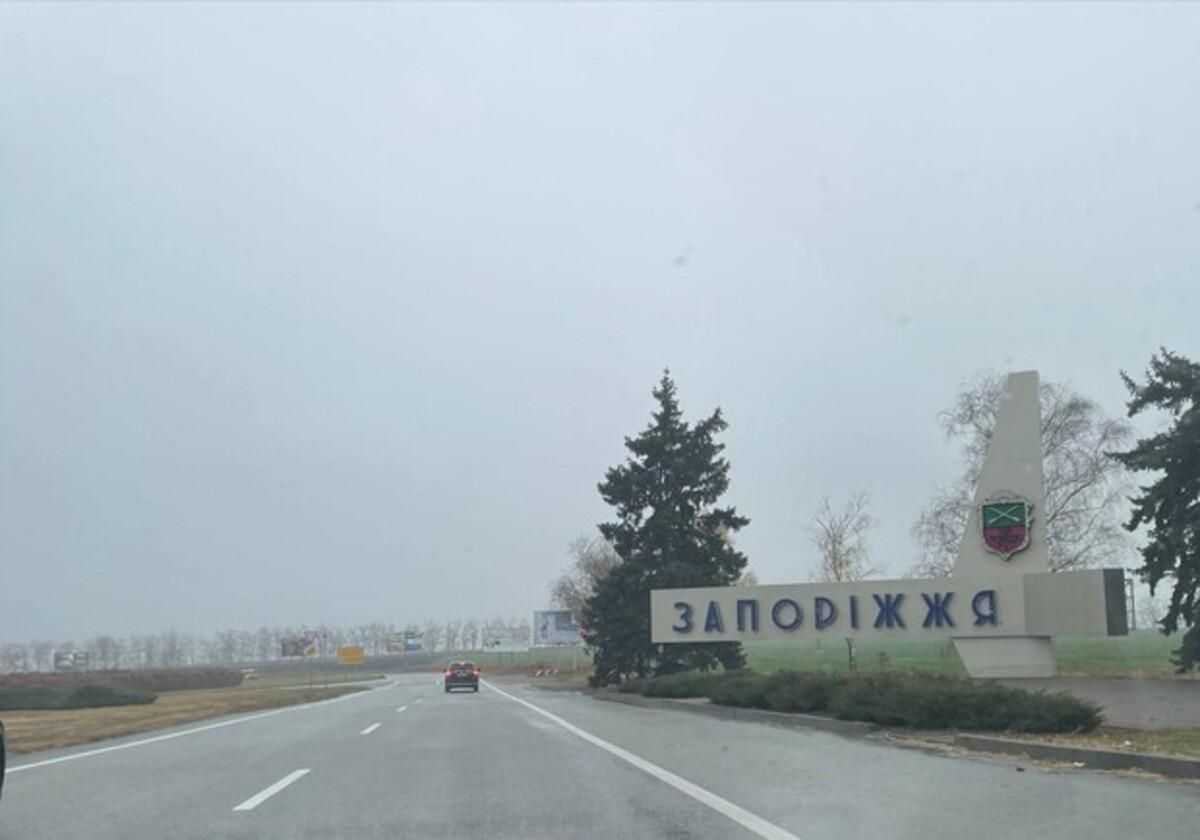 Попередньо постраждалих немає, пошкоджено історичну будівлю, – журналіст про вибух у Запоріжжі - 24 Канал Попередньо постраждалих немає, пошкоджено історичну будівлю, – журналіст про вибух у Запоріжжі - 24 Канал