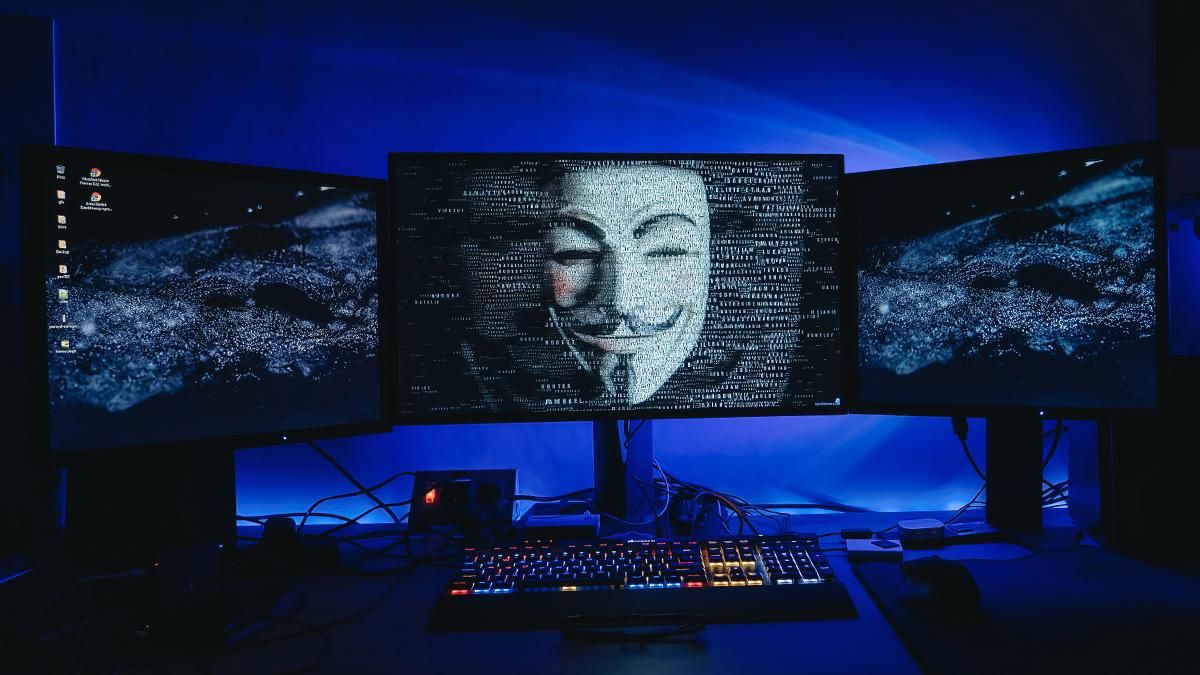 Всім привіт, ми з Anonymous: хакери ламали сайт ФСБ та Роснєфті – знищено терабайти даних - Техно