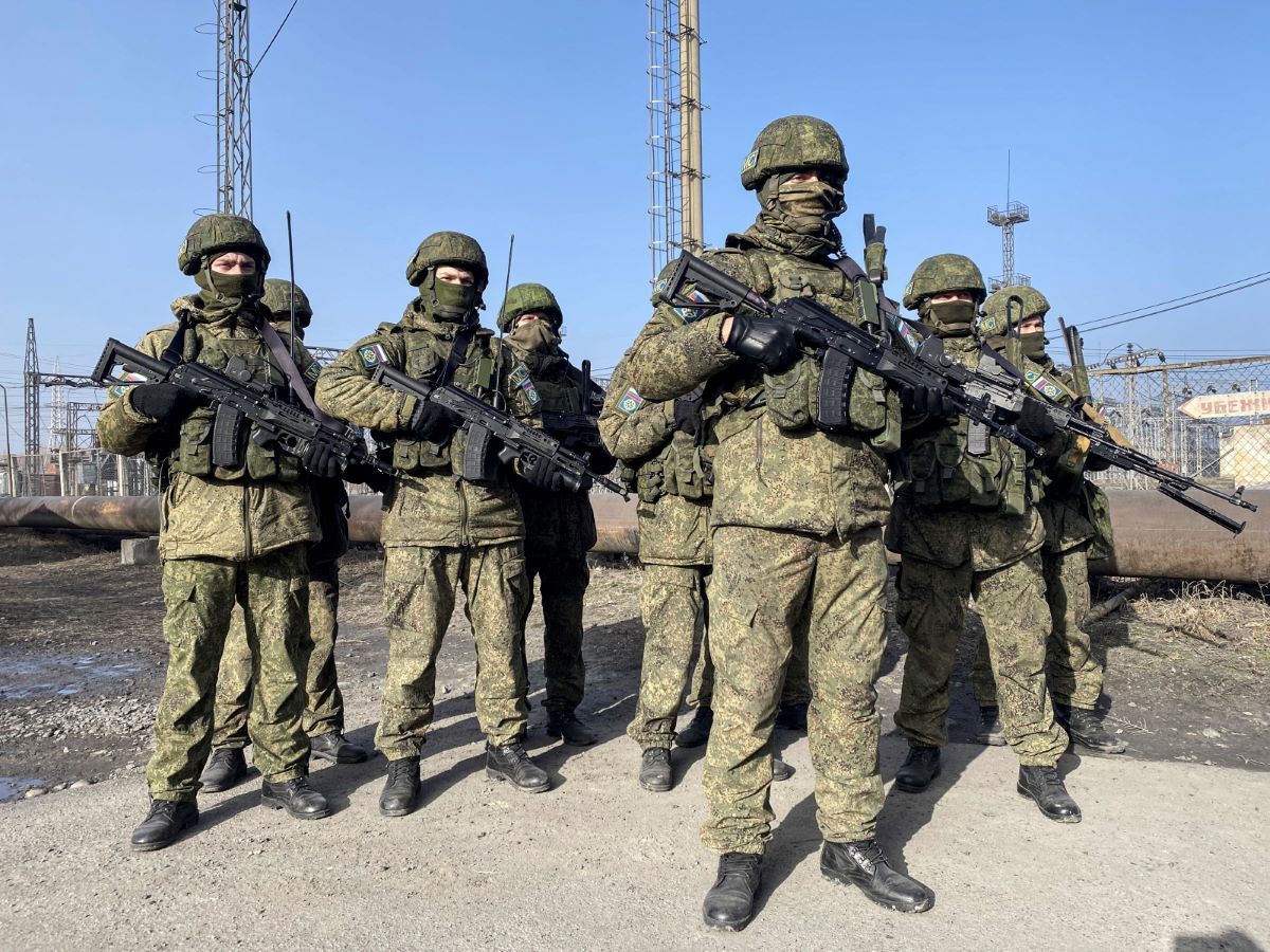 Окупанти не виплачують компенсацій за вбитих мобілізованих з ОРДЛО і спалюють тіла росіян - 24 Канал