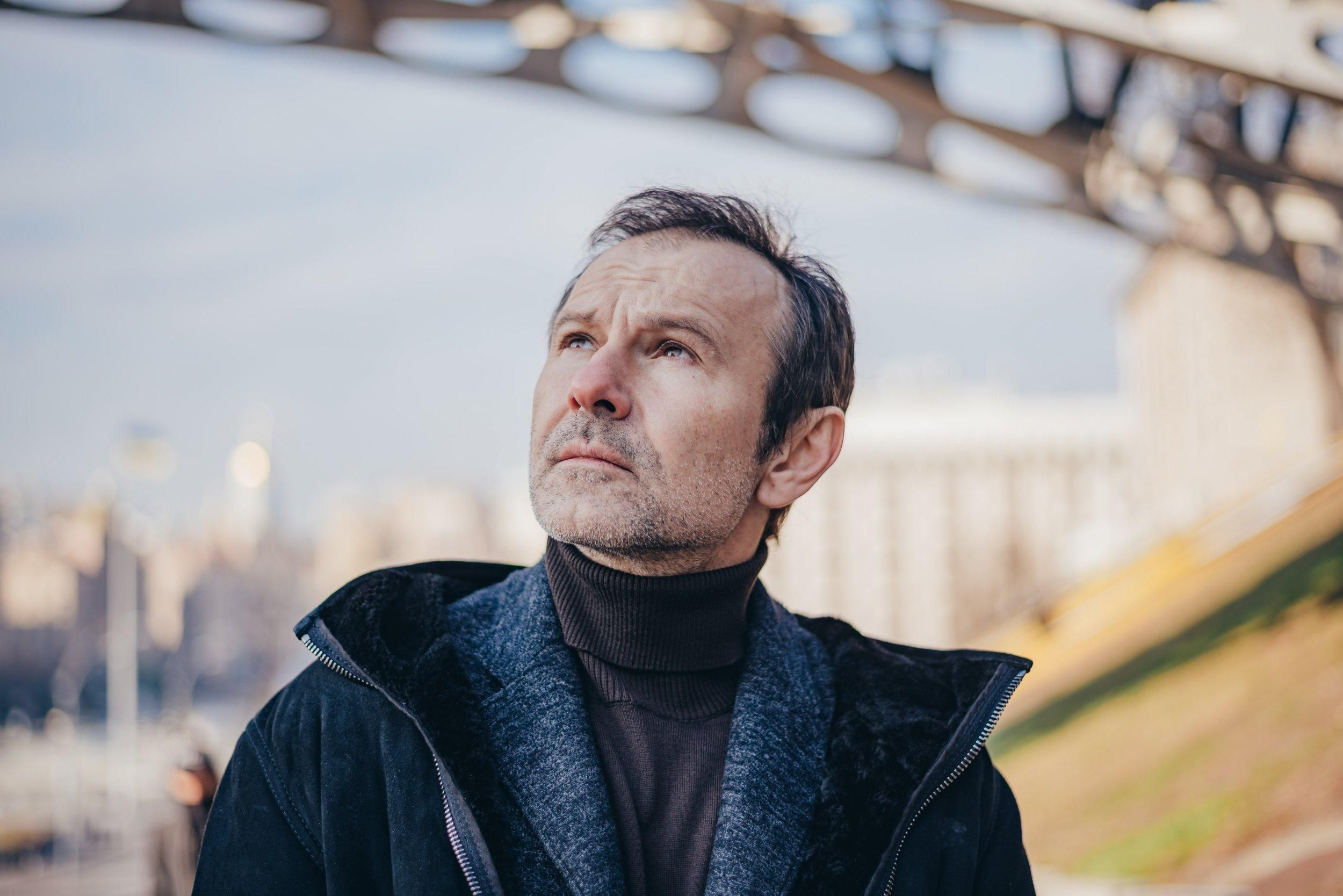 "Вот это русский мир": Вакарчук в прямом эфире показал, во что превратился Харьков – видео - 24 Канал "Вот это русский мир": Вакарчук в прямом эфире показал, во что превратился Харьков – видео - 24 Канал