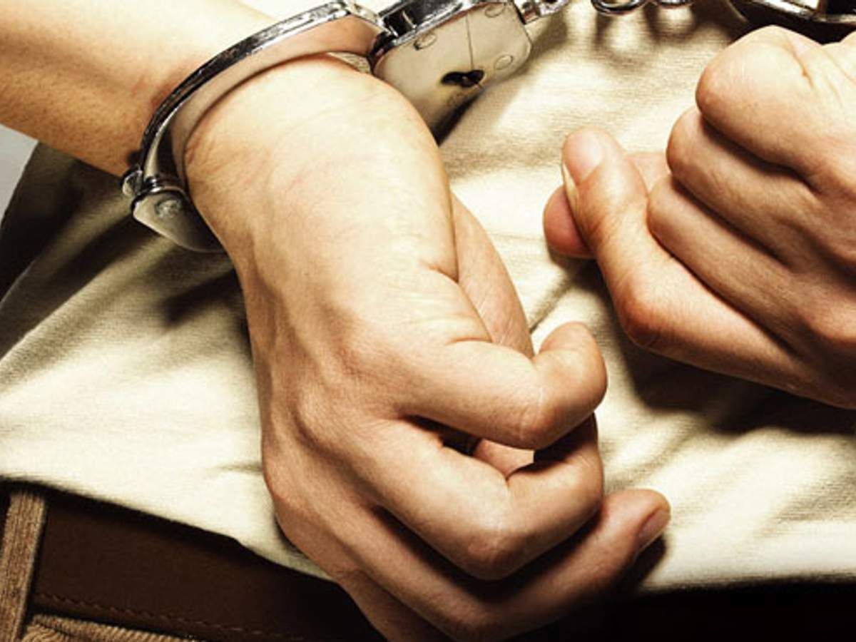 Викрали авто та цінності переселенців: на Одещині затримали групу мародерів - 24 Канал Викрали авто та цінності переселенців: на Одещині затримали групу мародерів - 24 Канал