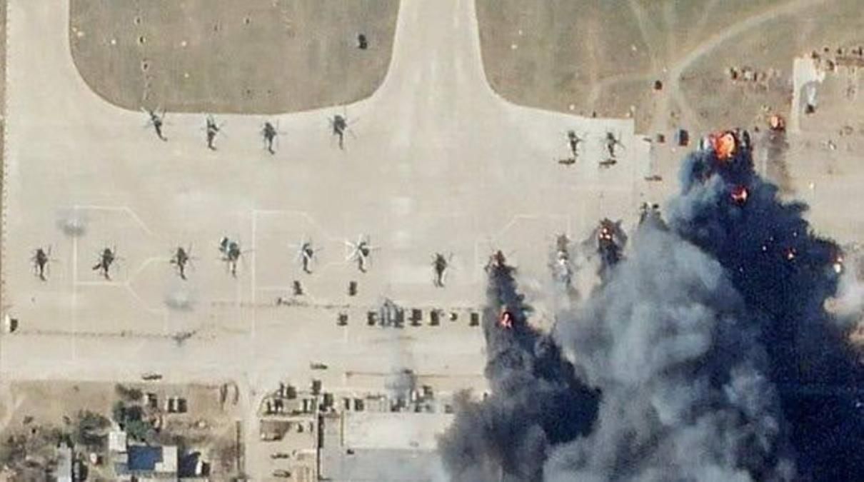 Росіяни намагаються перебазувати техніку, яка вціліла після удару ЗСУ по аеропорту Херсона - 24 Канал Росіяни намагаються перебазувати техніку, яка вціліла після удару ЗСУ по аеропорту Херсона - 24 Канал