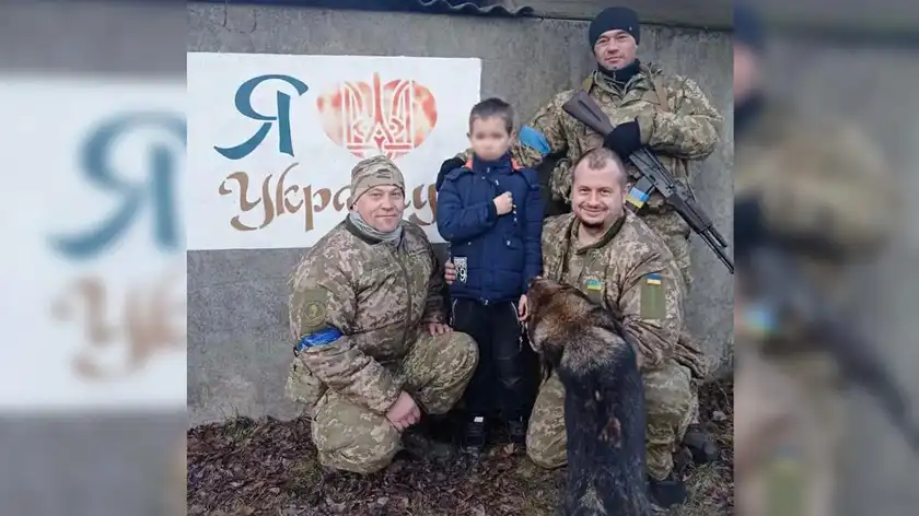 "Вот он герой": в Борисполе 11-летний мальчик ночью пришел записываться в тероборону - 24 Канал