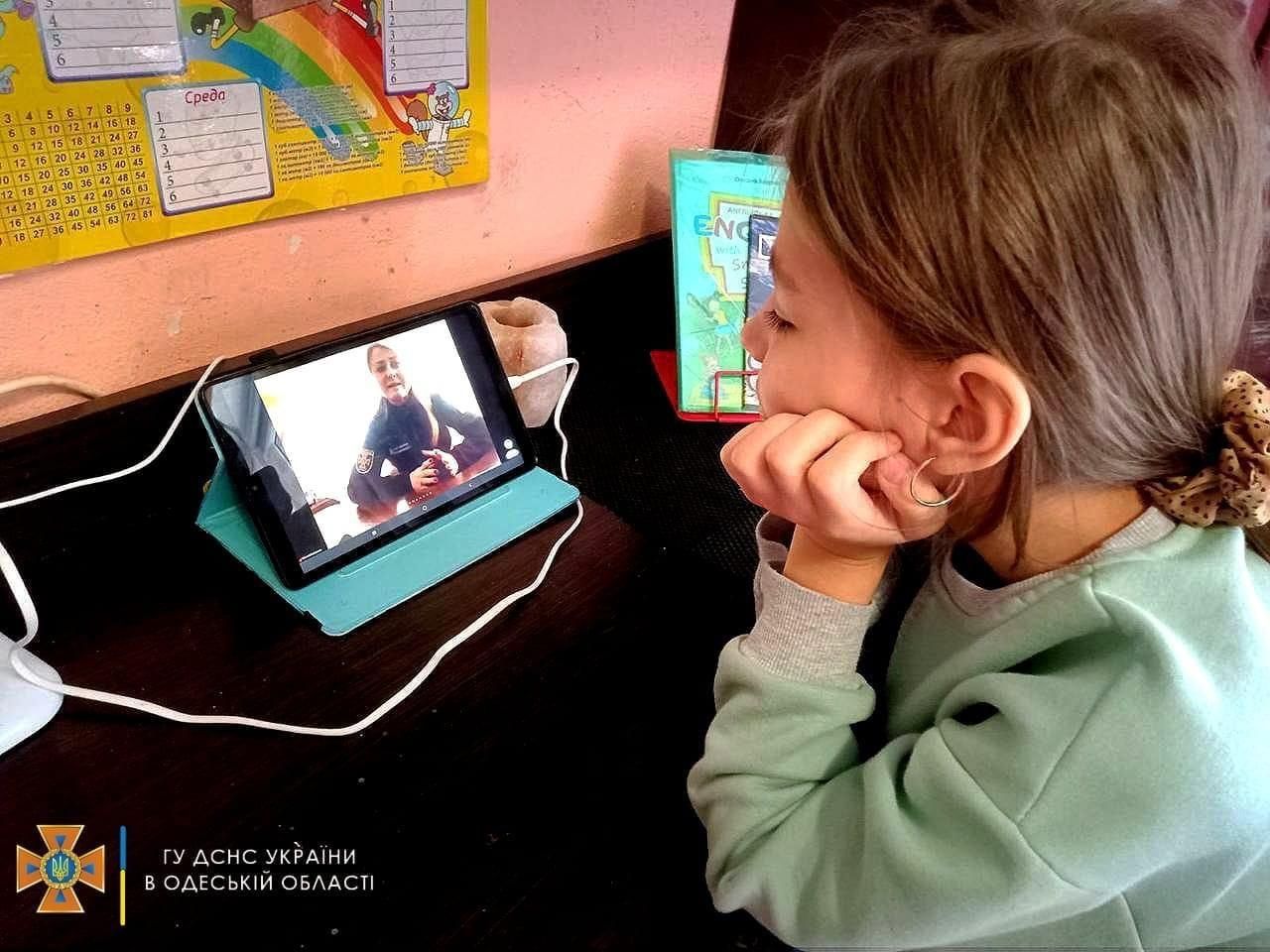 "Коли ми переможемо": школярі Одеси на спецуроці ставили направильніше питання - 24 Канал "Коли ми переможемо": школярі Одеси на спецуроці ставили направильніше питання - 24 Канал