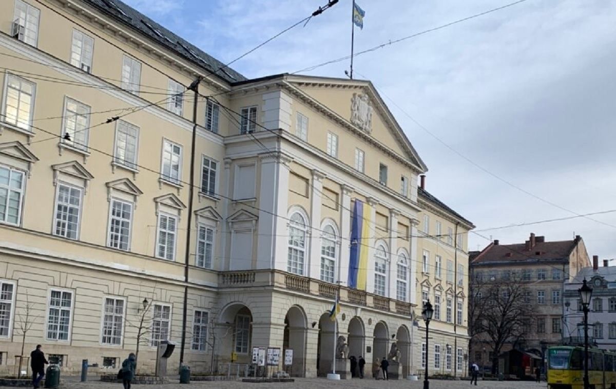 Головна причина – показати, що в Україні нема безпечних місць, – Денисенко про обстріл Львова - 24 Канал Головна причина – показати, що в Україні нема безпечних місць, – Денисенко про обстріл Львова - 24 Канал