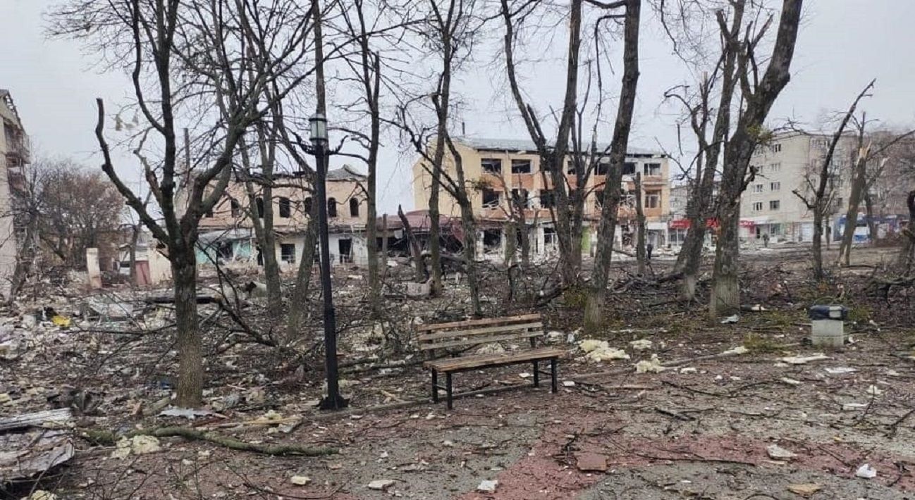 Оккупанты снова сорвали договоренности: эвакуация из Изюма продолжается под обстрелами - 24 Канал