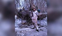 Залишив зброю та техніку: командир мотострілецької бригади окупантів ганебно втік з поля бою