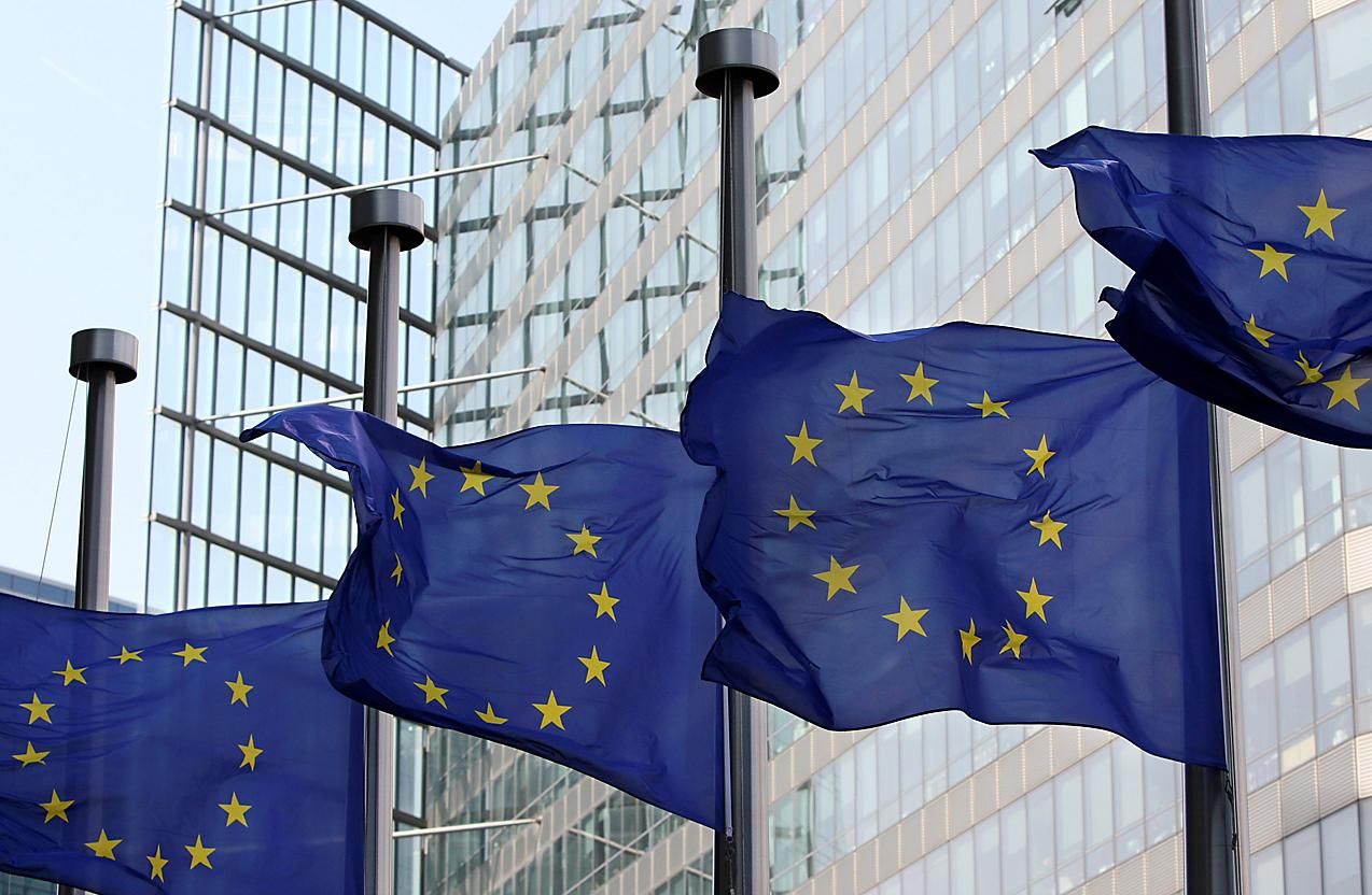 В ЕС обсуждают использование активов подсанкционных миллиардеров для восстановления Украины