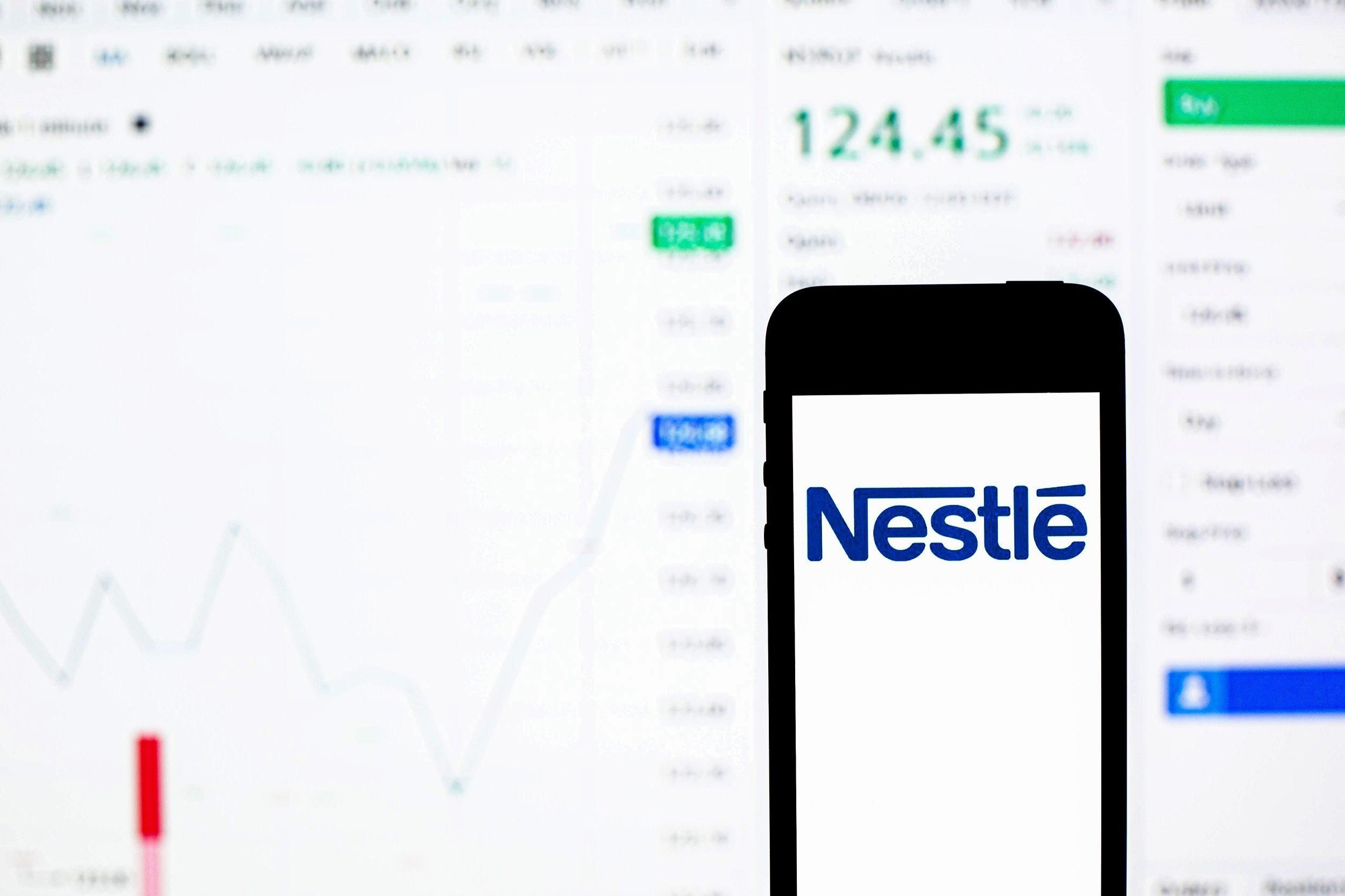 Цена за работу в России: группа Anonymous призывает бойкотировать Nestle