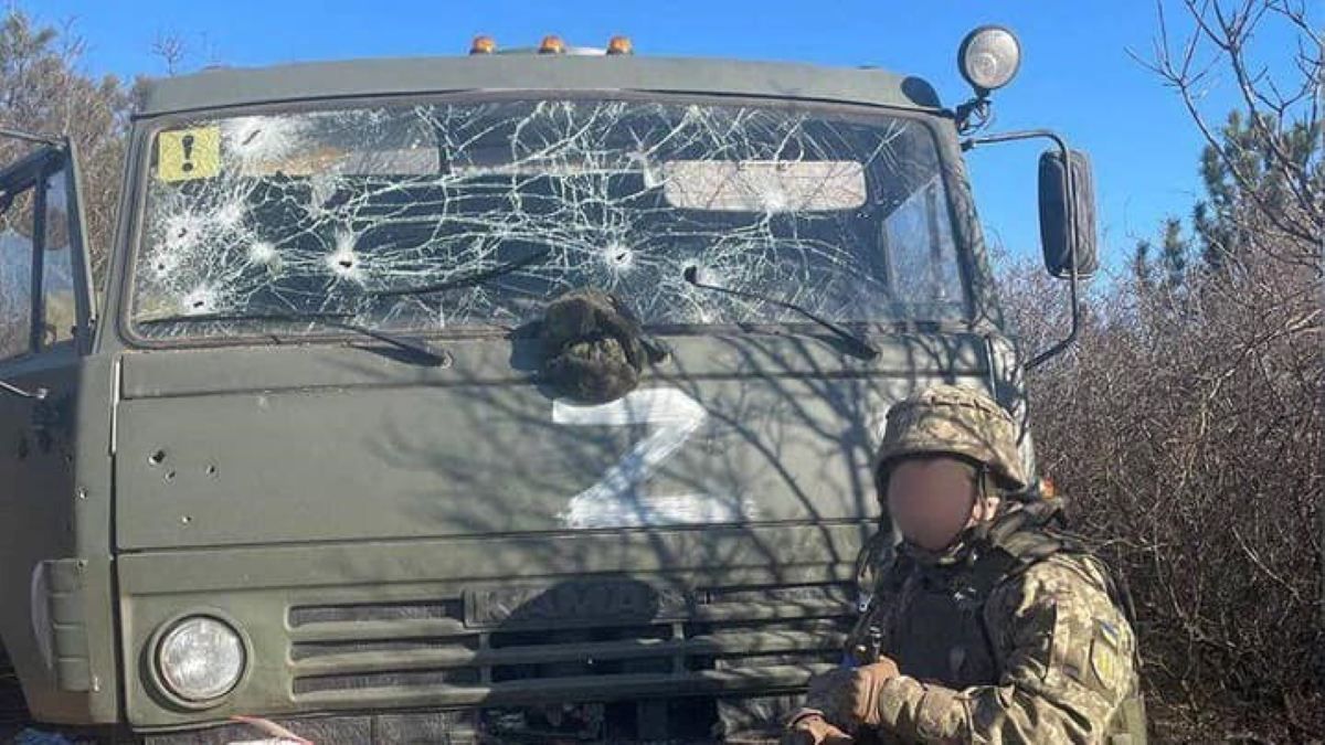 "Сами-себя поху*ли": окупанти продовжують себе калічити, аби не воювати з Україною - 24 Канал