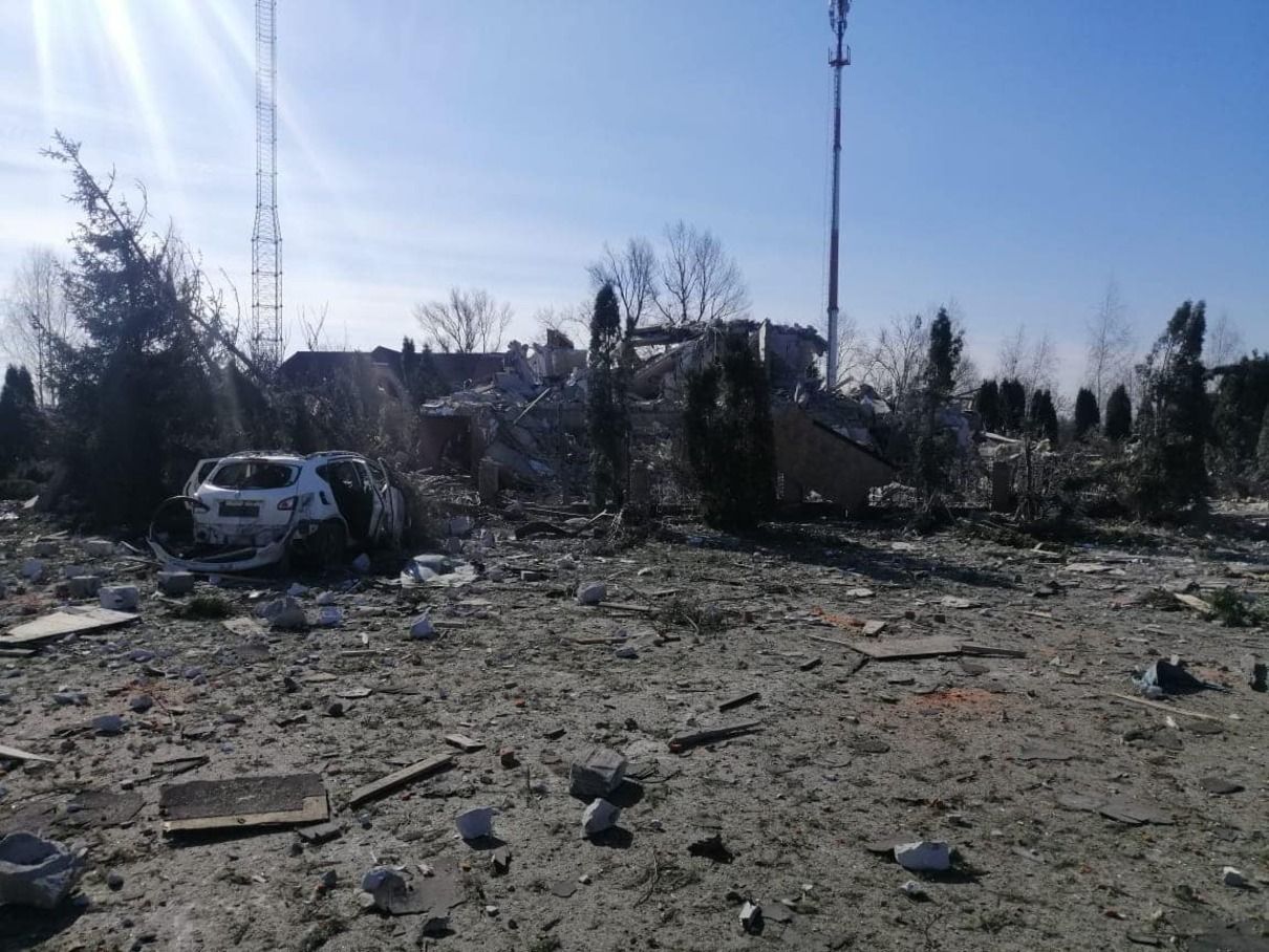 Внаслідок обстрілу Макарова загинули семеро цивільних: ще 5 поранені - 24 Канал