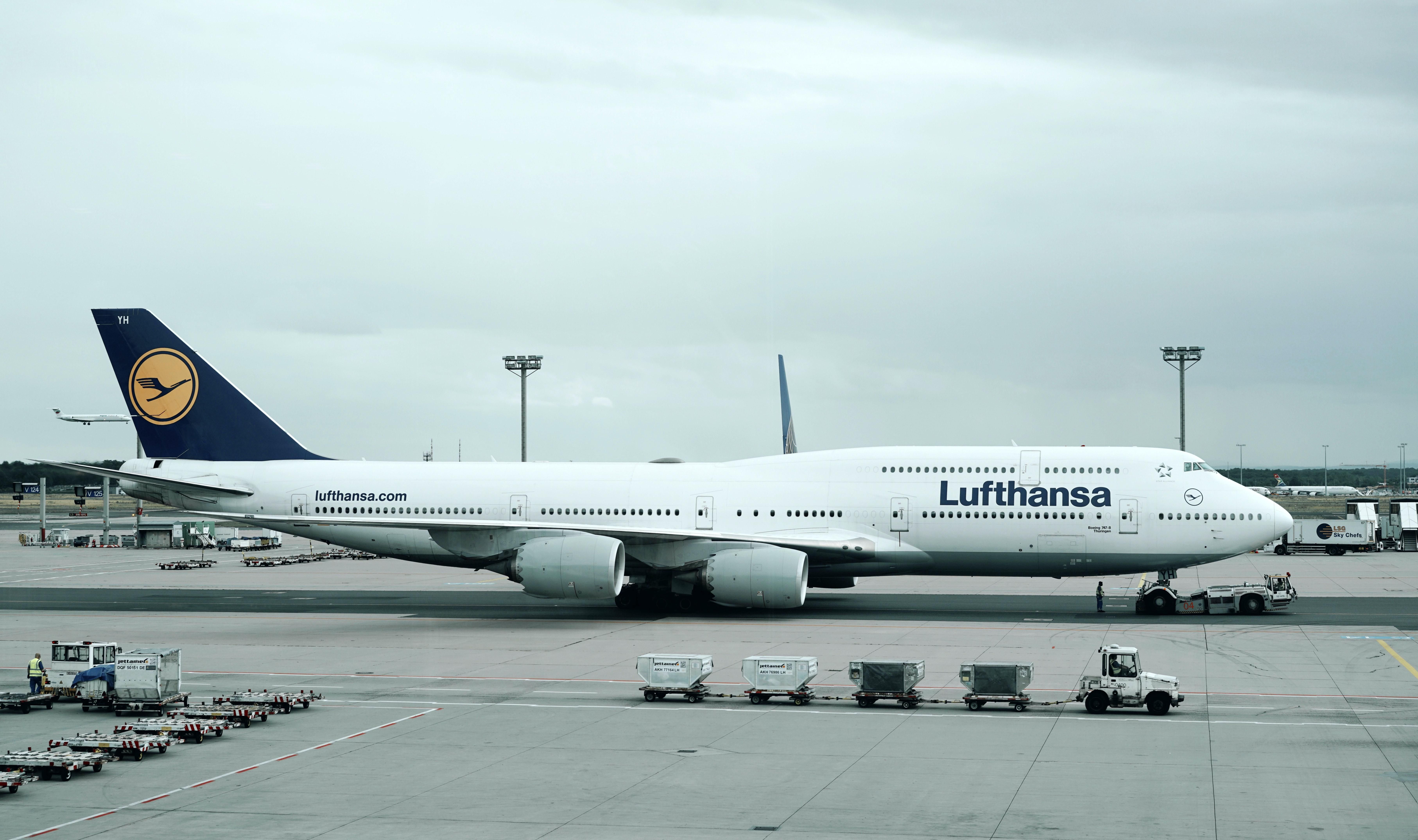 Lufthansa та KLM не пускають росіян на свої рейси з транзитом в Європі - 24 Канал