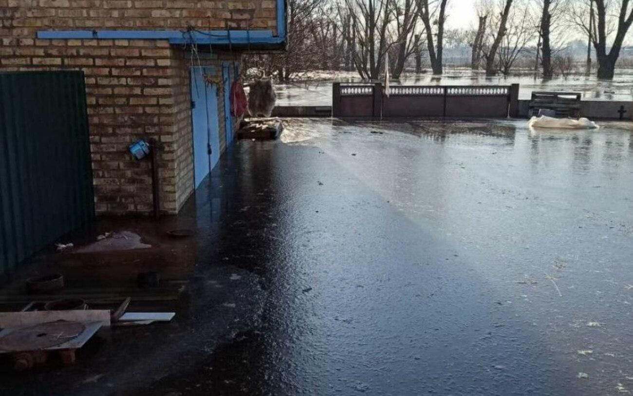Село Демидів на Київщині може бути повністю затоплене через руйнування греблі - 24 Канал