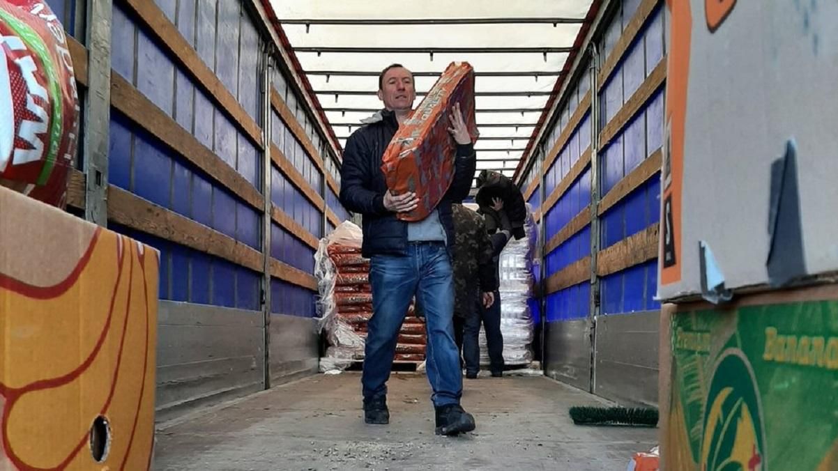 Из Европы в Одесский зоопарк завезли сухие корма и ветеринарные препараты Из Европы в Одесский зоопарк завезли сухие корма и ветеринарные препараты