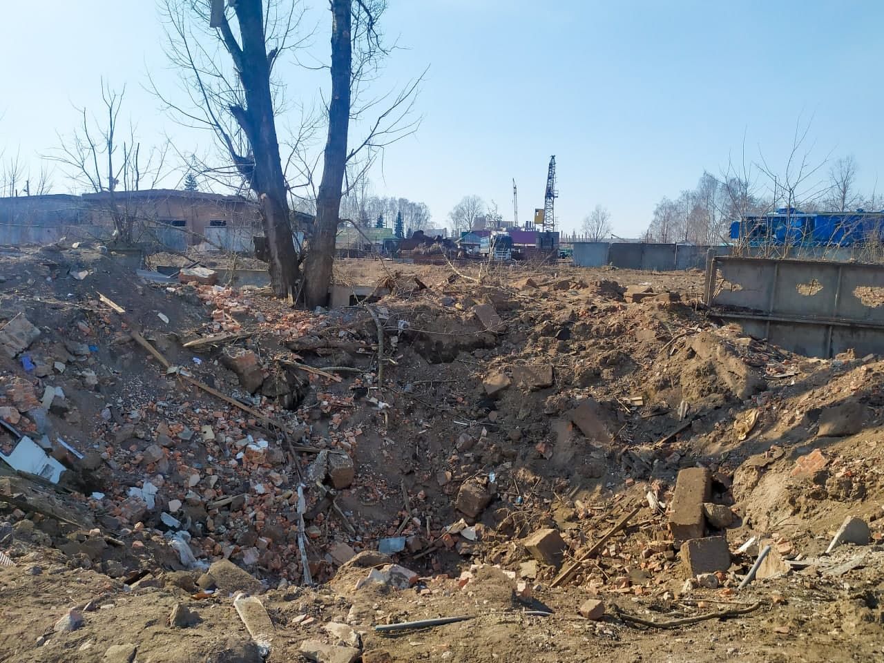 У Коростені вже загинуло 6 людей, жертв могло бути більше – 4 фугасні авіабомби не розірвалися - 24 Канал У Коростені вже загинуло 6 людей, жертв могло бути більше – 4 фугасні авіабомби не розірвалися - 24 Канал