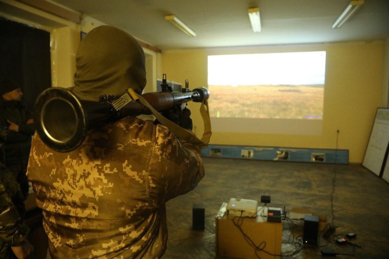 Тільки підготовлені військовослужбовці стають на захист своєї Батьківщини - 24 Канал Тільки підготовлені військовослужбовці стають на захист своєї Батьківщини - 24 Канал