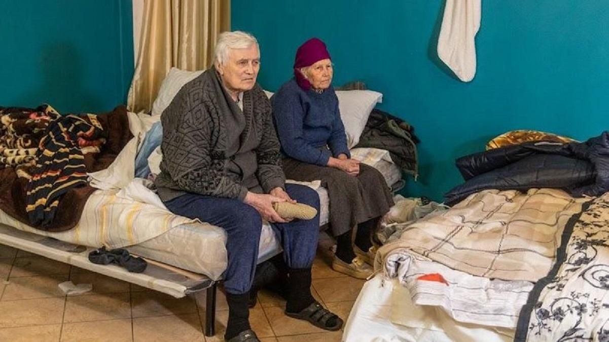 Мебельный салон в Днепре стал убежищем для переселенцев Мебельный салон в Днепре стал убежищем для переселенцев