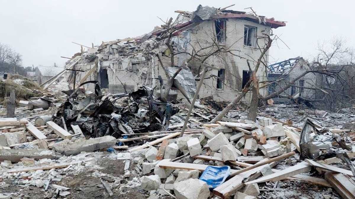 Харків'ян закликають залишатися в укриттях: по місту чути вибухи - 24 Канал