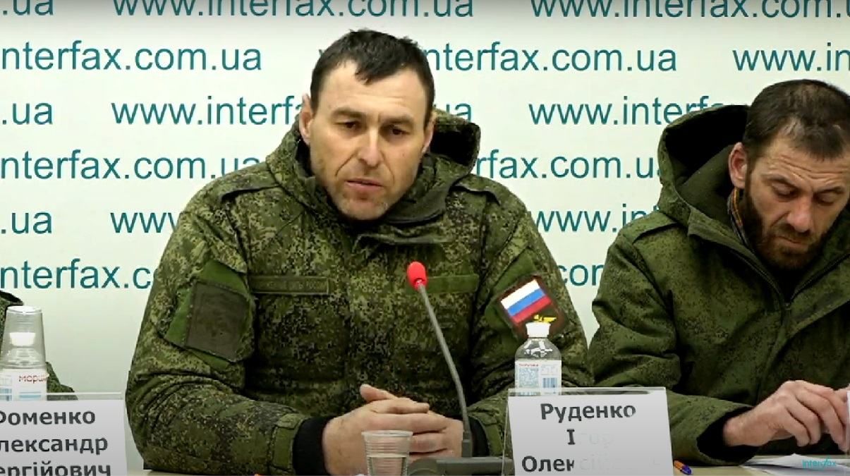 Поверніть зброю в іншу сторону, Путін навіть не забирає трупи, – російський полонений про війну - 24 Канал Поверніть зброю в іншу сторону, Путін навіть не забирає трупи, – російський полонений про війну - 24 Канал