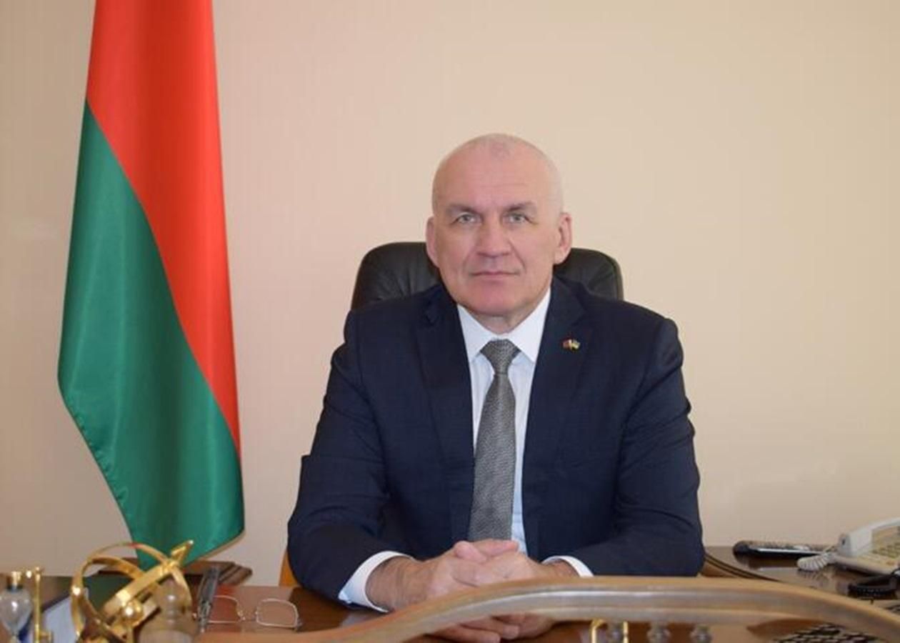 Остання група білоруських дипломатів покинула Україну - 24 Канал Остання група білоруських дипломатів покинула Україну - 24 Канал