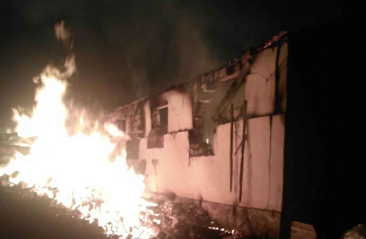 Окупанти обстріляли будівлю колгоспної комори на Житомирщині - 24 Канал Окупанти обстріляли будівлю колгоспної комори на Житомирщині - 24 Канал