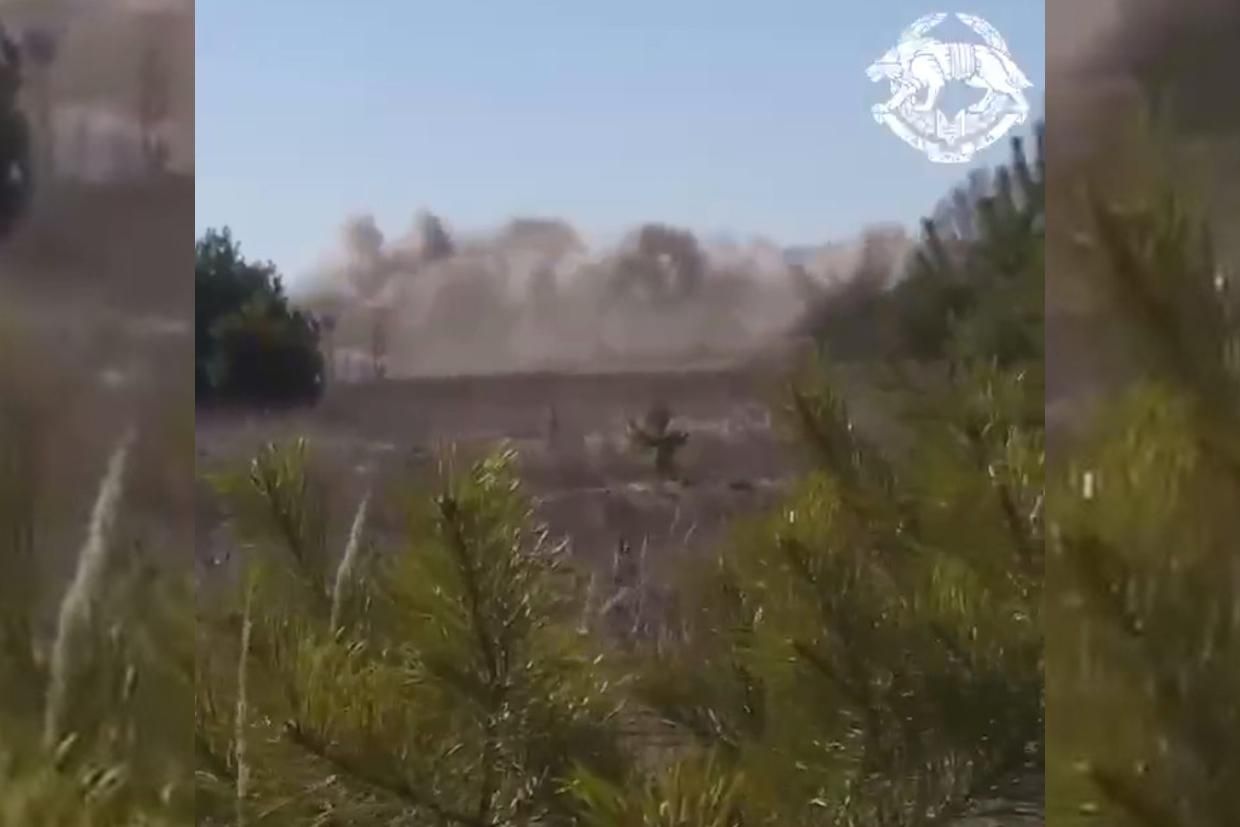 Сили спецоперацій ЗСУ знищили ворожу колону: видовищне відео - 24 Канал Сили спецоперацій ЗСУ знищили ворожу колону: видовищне відео - 24 Канал