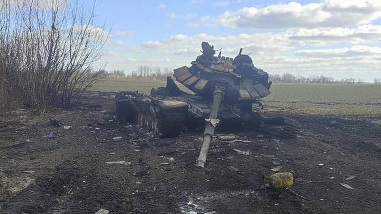 Как бы Россия ни бросала новые силы на фронт – эти попытки провалятся, – Арестович Как бы Россия ни бросала новые силы на фронт – эти попытки провалятся, – Арестович