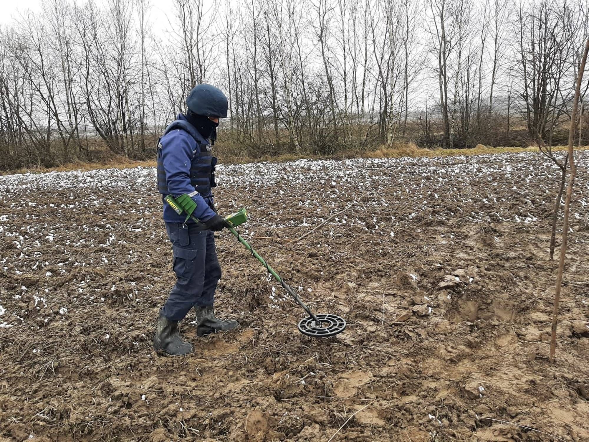 В Херсонской области двое раненых: один местный житель взорвался на мине