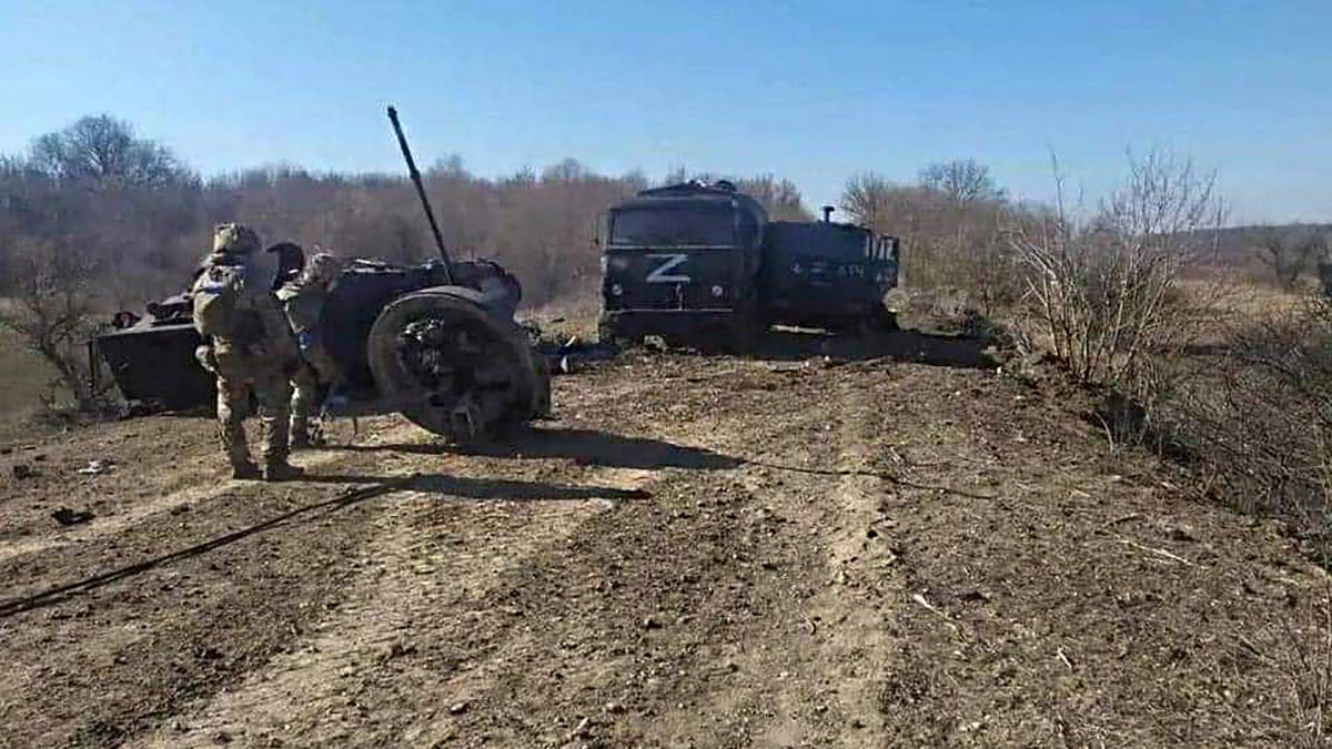 "Убегали, прячась за кладбищем":как российские оккупанты эпически потерпели поражение под Сумами "Убегали, прячась за кладбищем":как российские оккупанты эпически потерпели поражение под Сумами