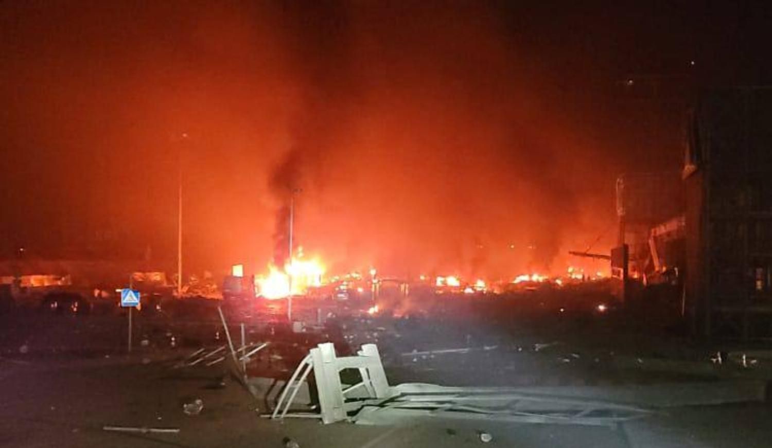 У Києві прогриміли вибухи в Подільському районі: рятувальники вже на місці - 24 Канал