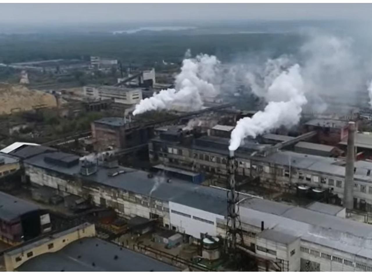 Прицільно били по залізничних цистернах: на час аварії "Сумихімпром" не працював - 24 Канал Прицільно били по залізничних цистернах: на час аварії "Сумихімпром" не працював - 24 Канал