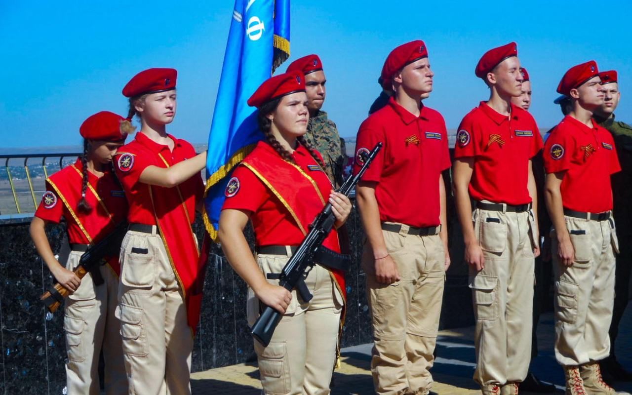 Росія може залучити до війни близько 1800 дітей з "юнармії Криму" - 24 Канал Росія може залучити до війни близько 1800 дітей з "юнармії Криму" - 24 Канал