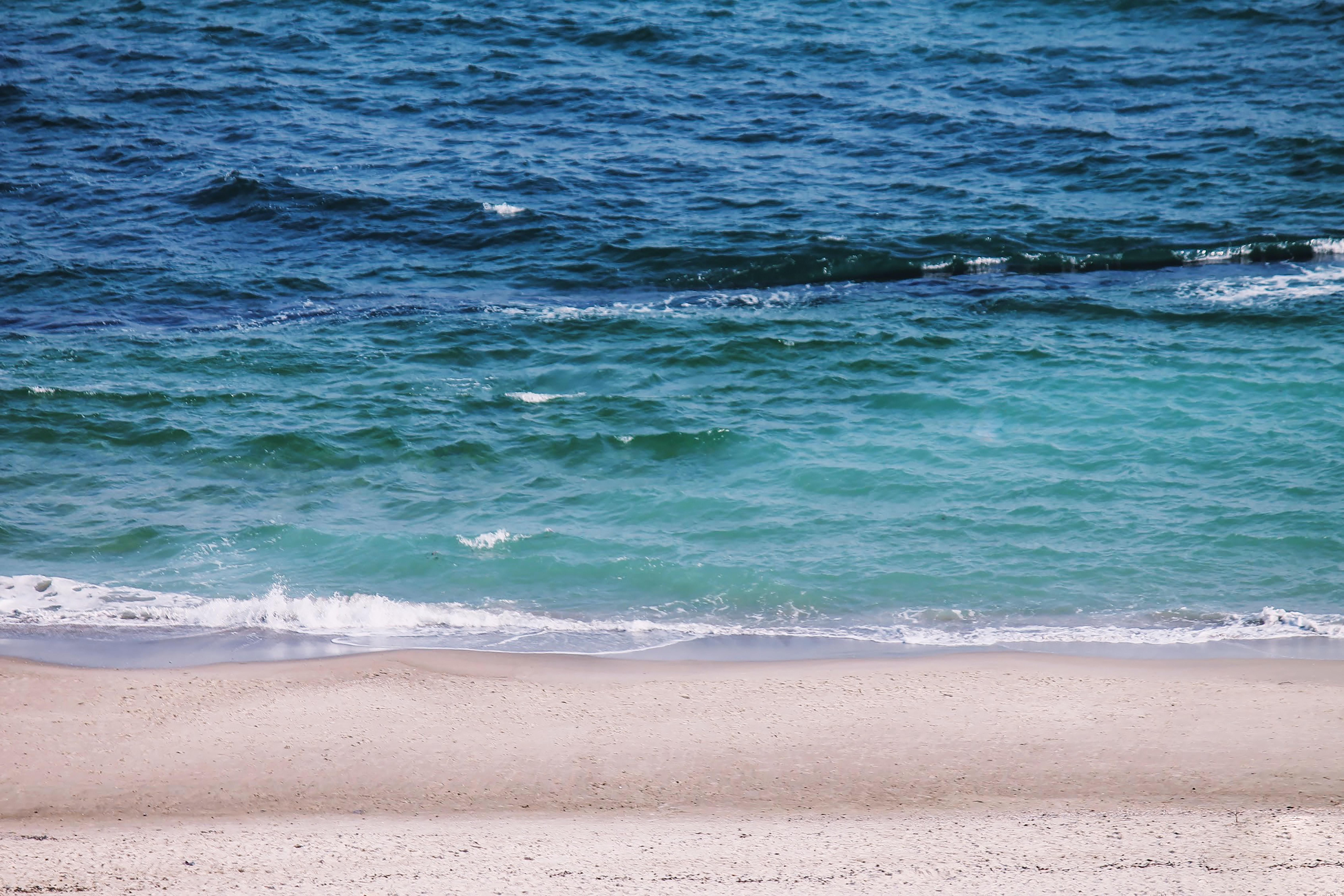 Оккупанты с моря обстреляли Одессу: повреждены несколько домов Оккупанты с моря обстреляли Одессу: повреждены несколько домов